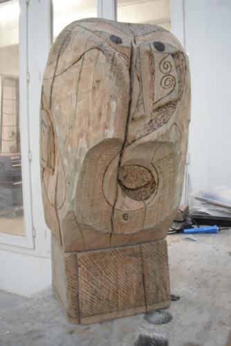 2012 - Le Prince Mataora | Matériaux : Bois de Frêne | Techniques : Taille directe et Pyrogravure | Dimensions : 65 x 32 x 26 cm | Poids : 15 kg | VENDU