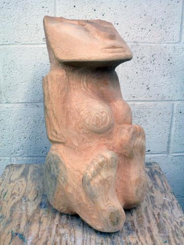 2016 - Méditation Fenua | Matériaux : Bois de Frêne | Techniques : Taille directe | Dimensions : 47 x 27 x 27 cm | Poids : 10 kg