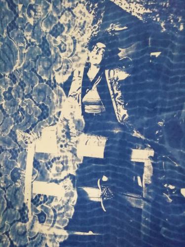 2024 : cyanotype à partir d'une photo et de la dentelle