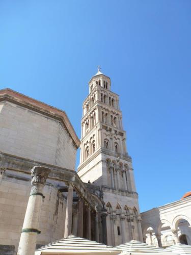 J1 : Split